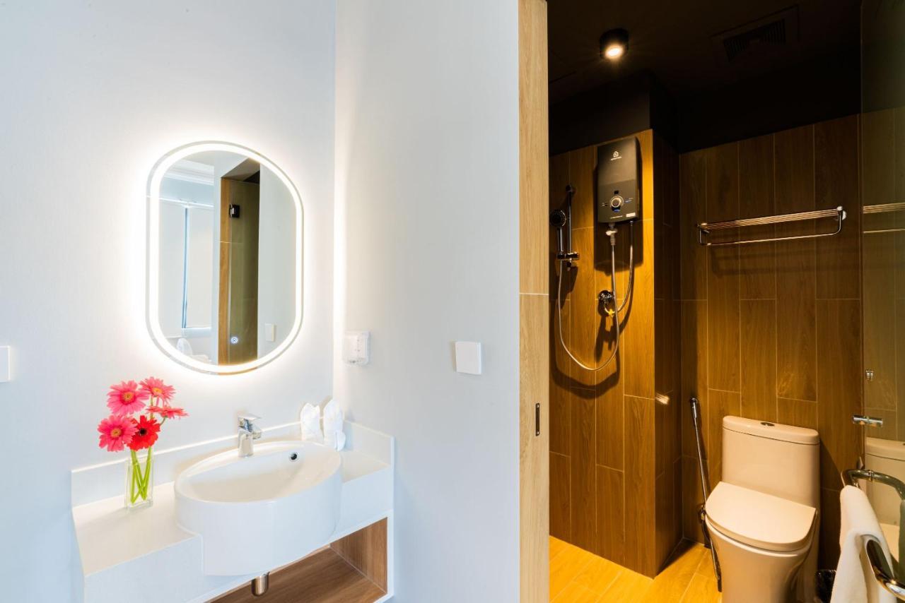 Emerald Hotel Residence พนมเปญ ภายนอก รูปภาพ