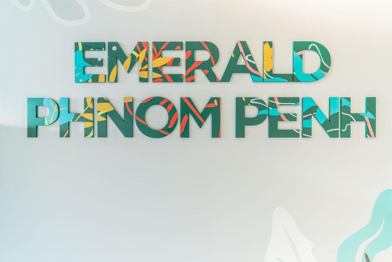 Emerald Hotel Residence พนมเปญ ภายนอก รูปภาพ